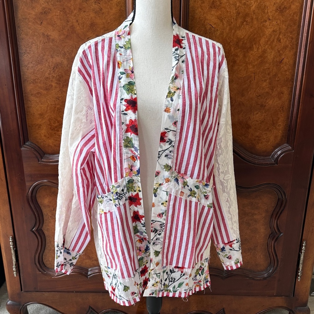 POL Red and White Striped Floral Cardigan NWOT - Picture 5 of 14